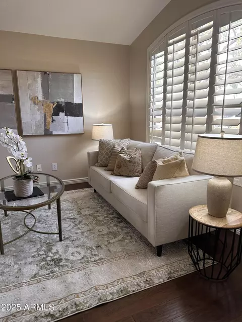 Living - 3817 E Irma Ln, Phoenix, AZ 85050 photo 7 of 13