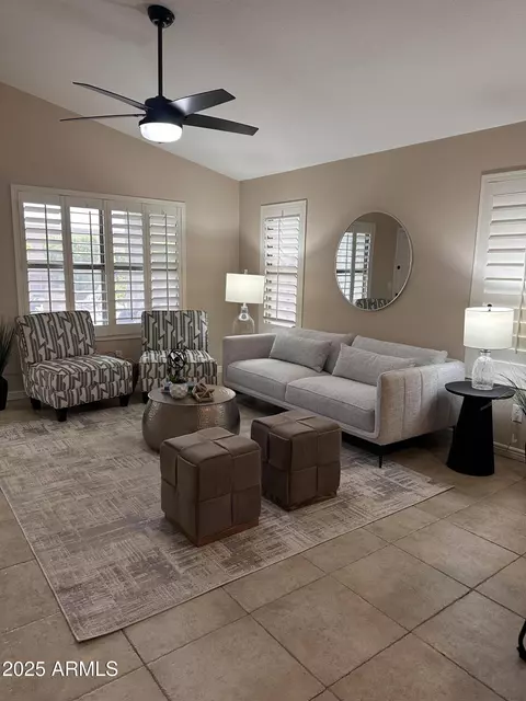 Living - 3817 E Irma Ln, Phoenix, AZ 85050 photo 8 of 13