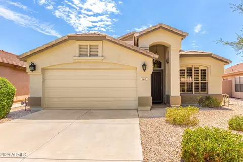 Exterior - 3817 E Irma Ln, Phoenix, AZ 85050 photo 2 of 16