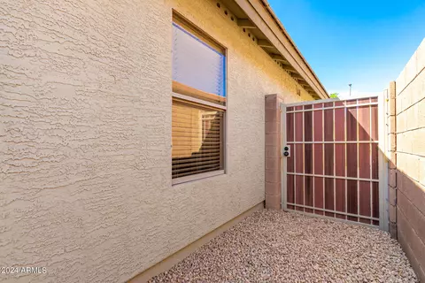Exterior - 3817 E Irma Ln, Phoenix, AZ 85050 photo 16 of 16