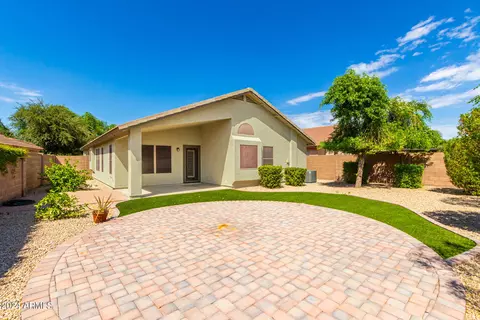 Exterior - 3817 E Irma Ln, Phoenix, AZ 85050 photo 12 of 16