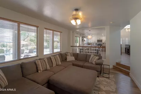 740 Eagle Ln, Gilbert, AZ 85296 photo 10