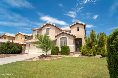 740 Eagle Ln, Gilbert, AZ 85296