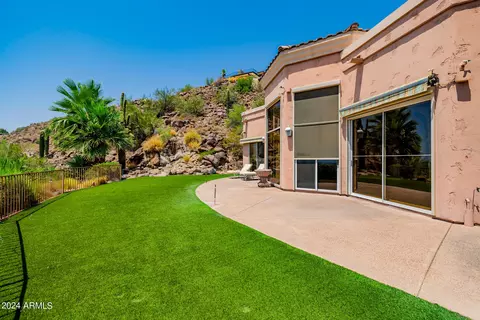 Exterior - 5310 E Wonderview Rd, Phoenix, AZ 85018 photo 12 of 13