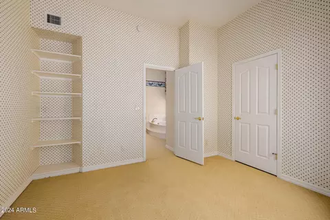 Bedroom - 5310 E Wonderview Rd, Phoenix, AZ 85018 photo 3 of 4