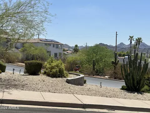 9 E Foothill Dr #30, Phoenix, AZ 85020 photo 7