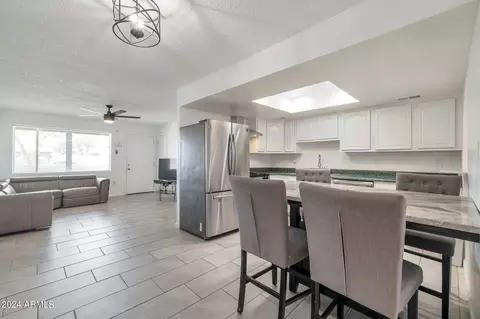 3323 N 37th Ave, Phoenix, AZ 85019 photo 8