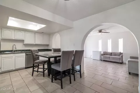 3323 N 37th Ave, Phoenix, AZ 85019 photo 7