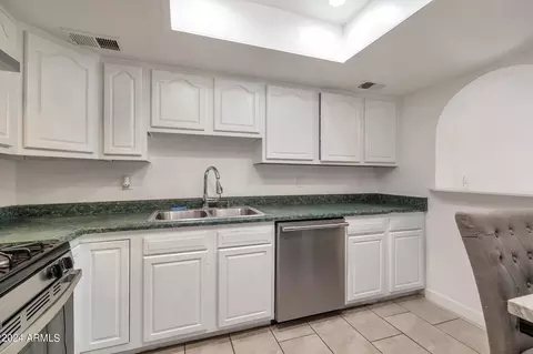 3323 N 37th Ave, Phoenix, AZ 85019 photo 9