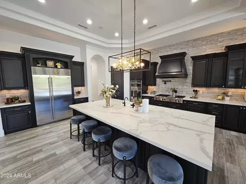 Kitchen - 8265 E Kramer Cir, Mesa, AZ 85207 photo 3 of 12