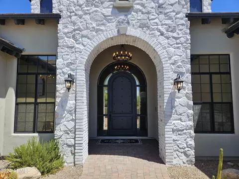 Exterior - 8265 E Kramer Cir, Mesa, AZ 85207 photo 6 of 24