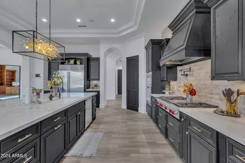 Kitchen - 8265 E Kramer Cir, Mesa, AZ 85207 photo 7 of 12