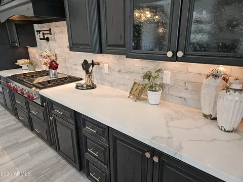 Kitchen - 8265 E Kramer Cir, Mesa, AZ 85207 photo 9 of 12