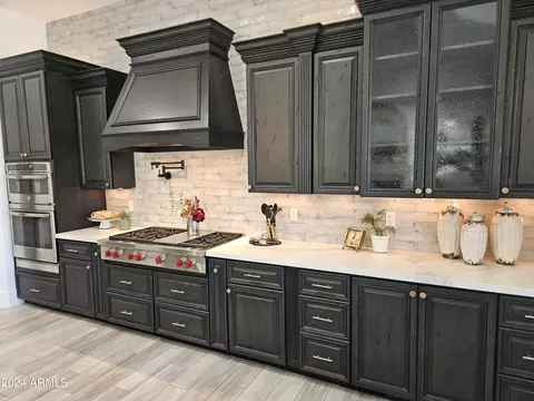 Kitchen - 8265 E Kramer Cir, Mesa, AZ 85207 photo 8 of 12