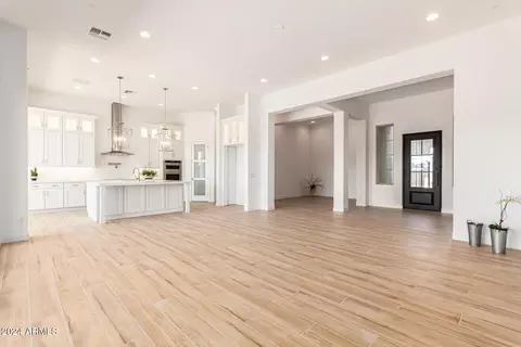 2539 E Russell St, Mesa, AZ 85213 photo 3