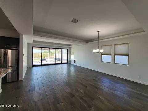 1807 W Tombstone Trl, Phoenix, AZ 85085