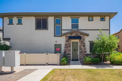 2760 S Catherine Dr #101, Gilbert, AZ 85295
