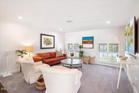 1034 E Sandpiper Dr, Tempe, AZ 85283 photo 8