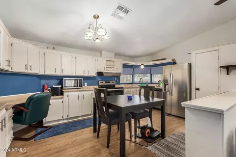 2539 E Oraibi Dr, Phoenix, AZ 85050 photo 13