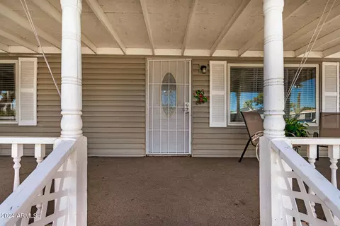 2539 E Oraibi Dr, Phoenix, AZ 85050 photo 8