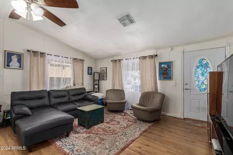 2539 E Oraibi Dr, Phoenix, AZ 85050 photo 9