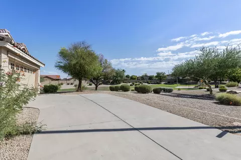 618 S Colonial Ct, Gilbert, AZ 85296 photo 3