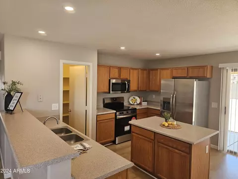 618 S Colonial Ct, Gilbert, AZ 85296 photo 17