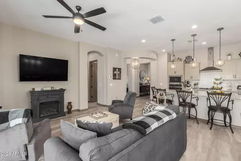 4154 E Bethena St, Gilbert, AZ 85295 photo 7