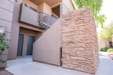 7009 E Acoma Dr #2160, Scottsdale, AZ 85254