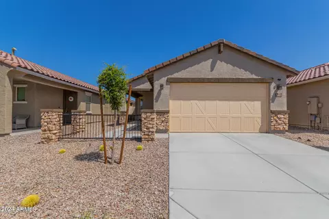 40130 W Cahill Dr, Maricopa, AZ 85138