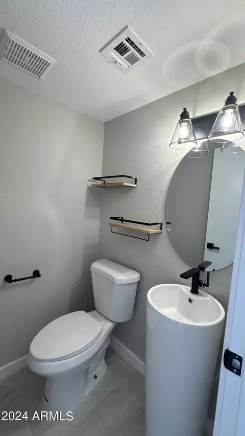 2256 W Wagon Wheel Dr, Phoenix, AZ 85021 photo 6