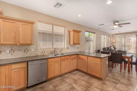 2330 W Beverly Rd, Phoenix, AZ 85041 photo 3