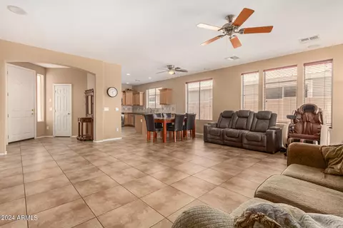 2330 W Beverly Rd, Phoenix, AZ 85041 photo 6