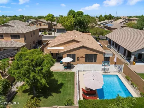 2597 S Buckaroo Trl, Gilbert, AZ 85295 photo 37