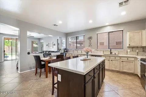 2597 S Buckaroo Trl, Gilbert, AZ 85295 photo 6