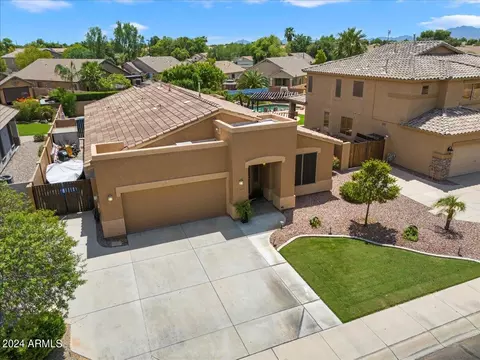 2597 S Buckaroo Trl, Gilbert, AZ 85295 photo 35