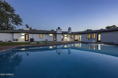 808 W Butler Dr, Phoenix, AZ 85021