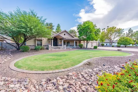 2071 E La Vieve Ln, Tempe, AZ 85284 photo 7