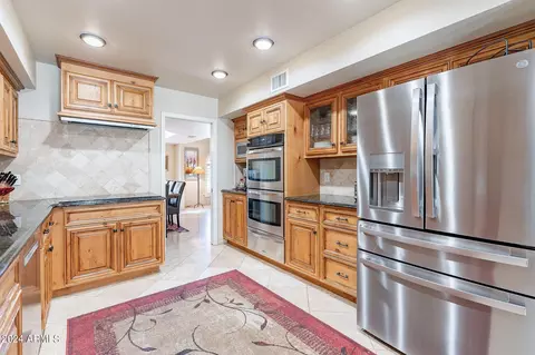2071 E La Vieve Ln, Tempe, AZ 85284 photo 27