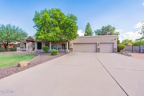 2071 E La Vieve Ln, Tempe, AZ 85284 photo 9