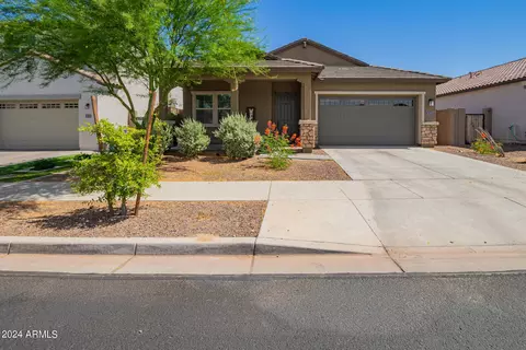 18363 W Clinton St, Surprise, AZ 85388