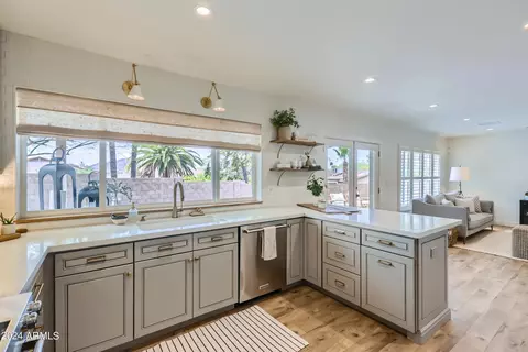 1109 E Rowlands Ln, Phoenix, AZ 85022 photo 6
