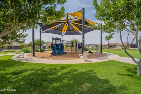 View/Area - 10635 E Tarragon Ave, Mesa, AZ 85212 photo 6 of 8