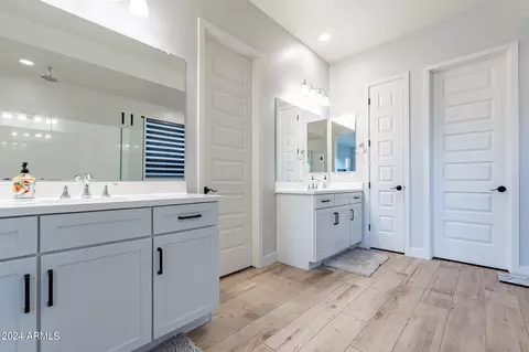 Entry Way - 10635 E Tarragon Ave, Mesa, AZ 85212 photo 2 of 4