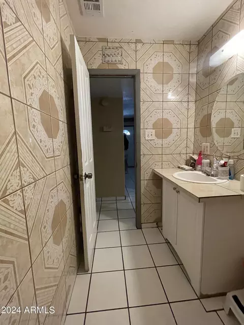 7602 W Whitton Ave, Phoenix, AZ 85033 photo 12