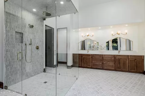 Bath - 3440 E Kael St, Mesa, AZ 85213 photo 1 of 10