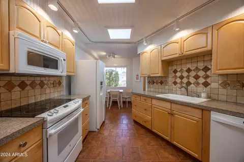 16857 N 103rd Ave, Sun City, AZ 85351