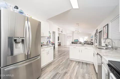 2258 E Soft Wind Dr, Phoenix, AZ 85024 photo 9