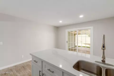 15017 N 27th Dr, Phoenix, AZ 85053 photo 13