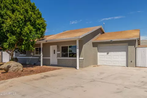 15017 N 27th Dr, Phoenix, AZ 85053 photo 4